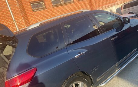 Nissan Pathfinder, 2015 год, 2 049 000 рублей, 7 фотография