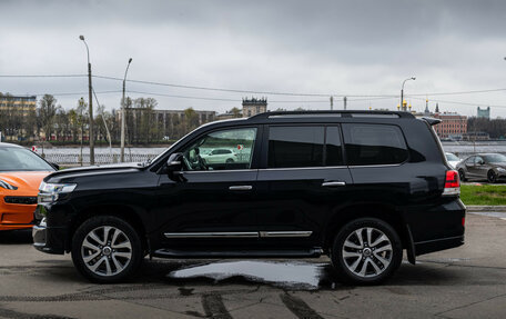 Toyota Land Cruiser 200, 2018 год, 6 199 000 рублей, 10 фотография