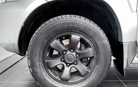 Toyota Land Cruiser Prado 120 рестайлинг, 2004 год, 2 000 000 рублей, 10 фотография