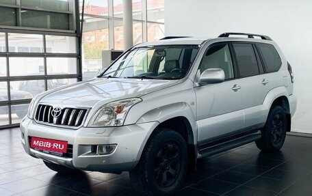 Toyota Land Cruiser Prado 120 рестайлинг, 2004 год, 2 000 000 рублей, 2 фотография
