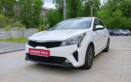 KIA Rio IV, 2021 год, 1 700 000 рублей, 10 фотография