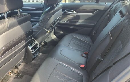 BMW 7 серия, 2020 год, 6 300 000 рублей, 17 фотография