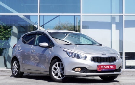 KIA cee'd III, 2014 год, 1 098 000 рублей, 3 фотография
