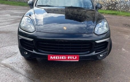 Porsche Cayenne III, 2015 год, 2 700 000 рублей, 4 фотография