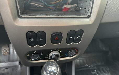 Renault Logan I, 2010 год, 265 000 рублей, 9 фотография