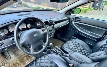 Dodge Stratus II, 2004 год, 399 000 рублей, 11 фотография