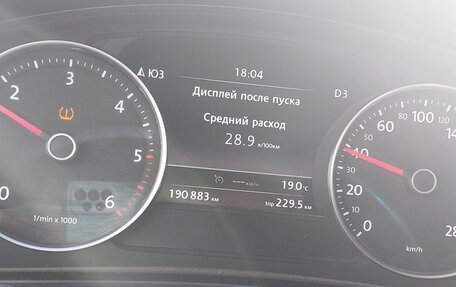 Volkswagen Touareg III, 2014 год, 2 450 000 рублей, 9 фотография