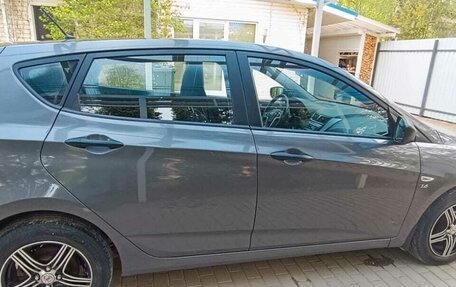 Hyundai Solaris II рестайлинг, 2015 год, 950 000 рублей, 11 фотография