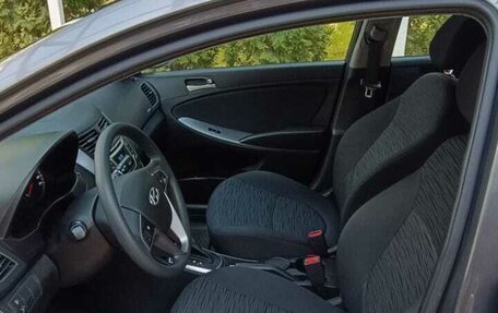 Hyundai Solaris II рестайлинг, 2015 год, 950 000 рублей, 6 фотография