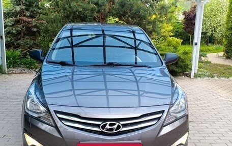 Hyundai Solaris II рестайлинг, 2015 год, 950 000 рублей, 7 фотография