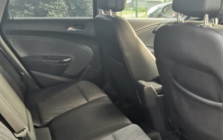 Opel Astra J, 2013 год, 850 000 рублей, 6 фотография