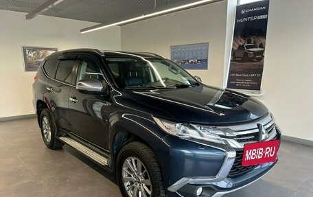 Mitsubishi Pajero Sport III рестайлинг, 2019 год, 2 599 000 рублей, 3 фотография