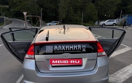 Honda Insight II рестайлинг, 2009 год, 550 000 рублей, 15 фотография