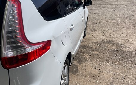 Renault Scenic III, 2011 год, 745 000 рублей, 12 фотография