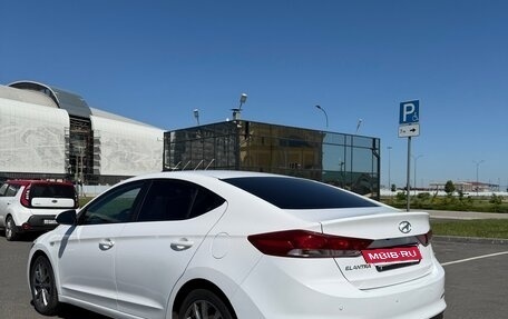 Hyundai Elantra VI рестайлинг, 2016 год, 1 450 000 рублей, 5 фотография