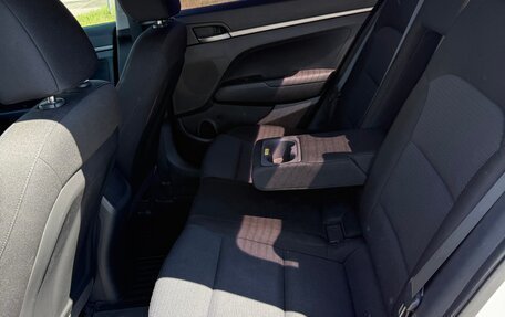 Hyundai Elantra VI рестайлинг, 2016 год, 1 450 000 рублей, 10 фотография