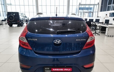 Hyundai Solaris II рестайлинг, 2013 год, 590 000 рублей, 10 фотография