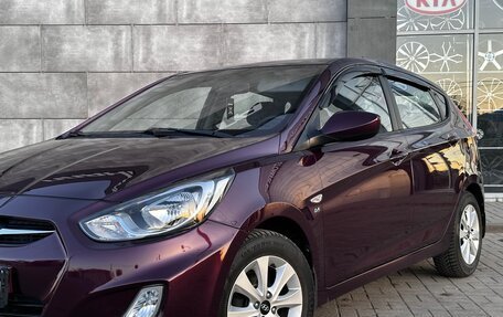 Hyundai Solaris II рестайлинг, 2011 год, 950 000 рублей, 3 фотография