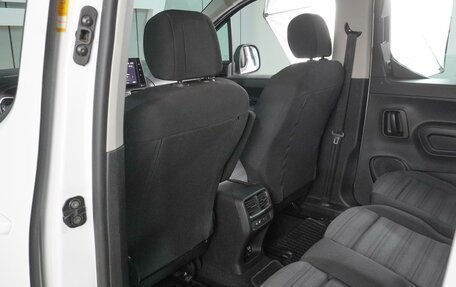 Opel Combo E, 2018 год, 1 889 000 рублей, 11 фотография