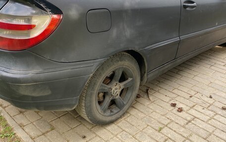 Mercedes-Benz C-Класс, 2006 год, 500 000 рублей, 6 фотография
