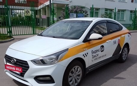 Hyundai Solaris II рестайлинг, 2019 год, 900 000 рублей, 6 фотография