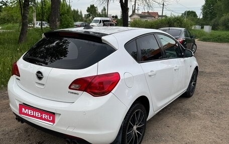 Opel Astra J, 2012 год, 590 000 рублей, 3 фотография