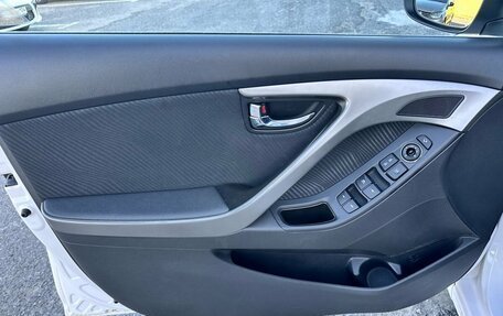 Hyundai Elantra V, 2013 год, 1 350 000 рублей, 12 фотография