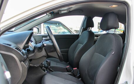 Hyundai Solaris II рестайлинг, 2015 год, 880 000 рублей, 13 фотография