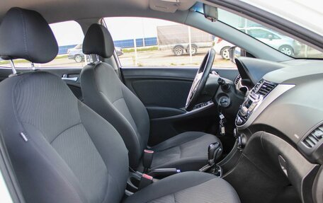 Hyundai Solaris II рестайлинг, 2015 год, 880 000 рублей, 11 фотография
