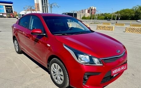 KIA Rio IV, 2018 год, 1 350 000 рублей, 2 фотография