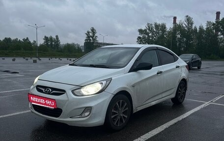 Hyundai Solaris II рестайлинг, 2013 год, 520 000 рублей, 6 фотография