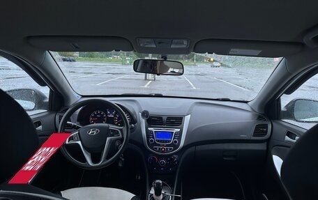 Hyundai Solaris II рестайлинг, 2013 год, 520 000 рублей, 4 фотография