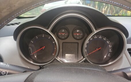 Chevrolet Cruze II, 2011 год, 500 000 рублей, 4 фотография