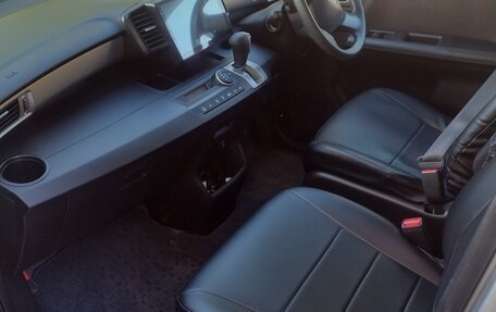 Honda Freed I, 2011 год, 1 450 000 рублей, 6 фотография