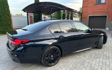 BMW 5 серия, 2019 год, 4 580 000 рублей, 3 фотография