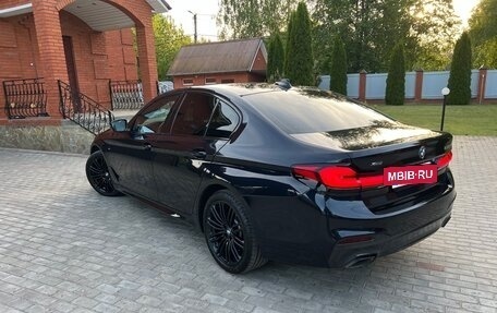 BMW 5 серия, 2019 год, 4 580 000 рублей, 15 фотография