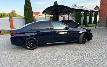BMW 5 серия, 2019 год, 4 580 000 рублей, 31 фотография
