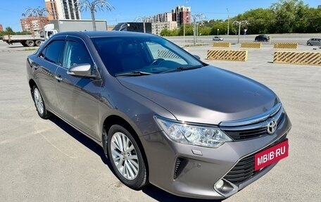 Toyota Camry, 2015 год, 2 110 000 рублей, 10 фотография