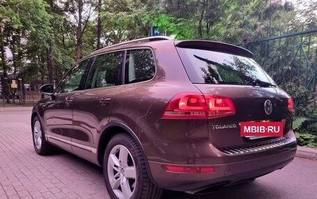 Volkswagen Touareg III, 2011 год, 2 300 000 рублей, 6 фотография
