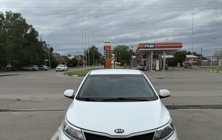 KIA Rio III рестайлинг, 2015 год, 980 000 рублей, 8 фотография