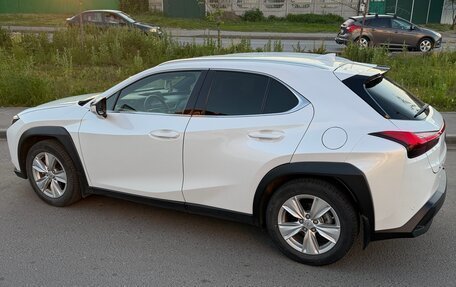 Lexus UX I, 2021 год, 3 400 000 рублей, 7 фотография
