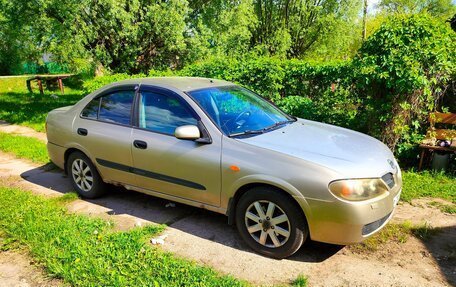Nissan Almera, 2004 год, 150 000 рублей, 1 фотография