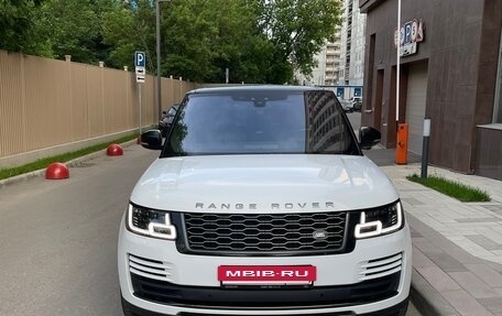 Land Rover Range Rover IV рестайлинг, 2018 год, 7 200 000 рублей, 8 фотография