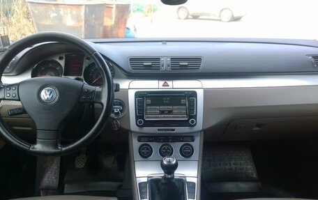 Volkswagen Passat B6, 2008 год, 890 000 рублей, 21 фотография