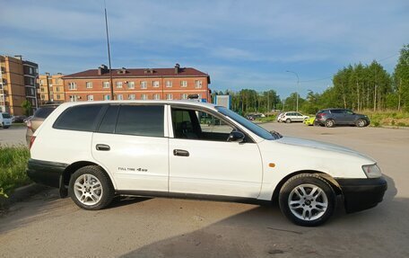 Toyota Caldina, 1996 год, 189 000 рублей, 2 фотография