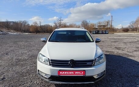 Volkswagen Passat B7, 2012 год, 1 870 000 рублей, 2 фотография