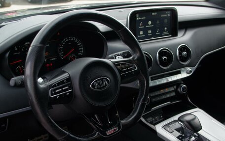 KIA Stinger I, 2018 год, 2 730 000 рублей, 16 фотография