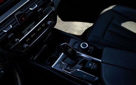 BMW 5 серия, 2018 год, 2 815 000 рублей, 13 фотография