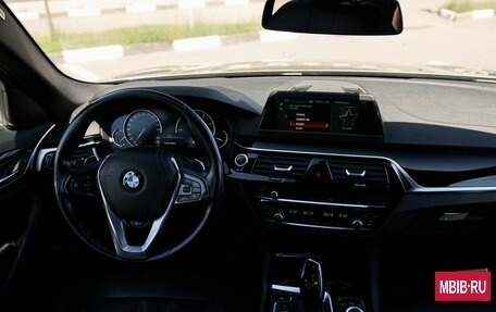 BMW 5 серия, 2018 год, 2 815 000 рублей, 10 фотография