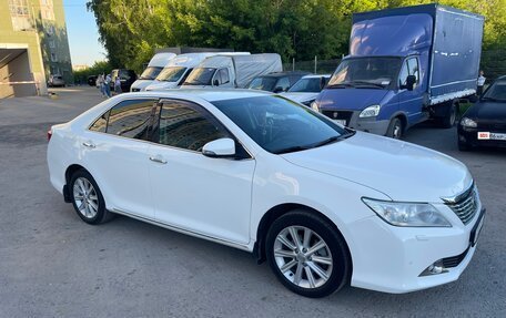 Toyota Camry, 2014 год, 1 990 000 рублей, 6 фотография